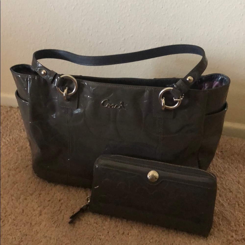 Coach purse and wallet combo
